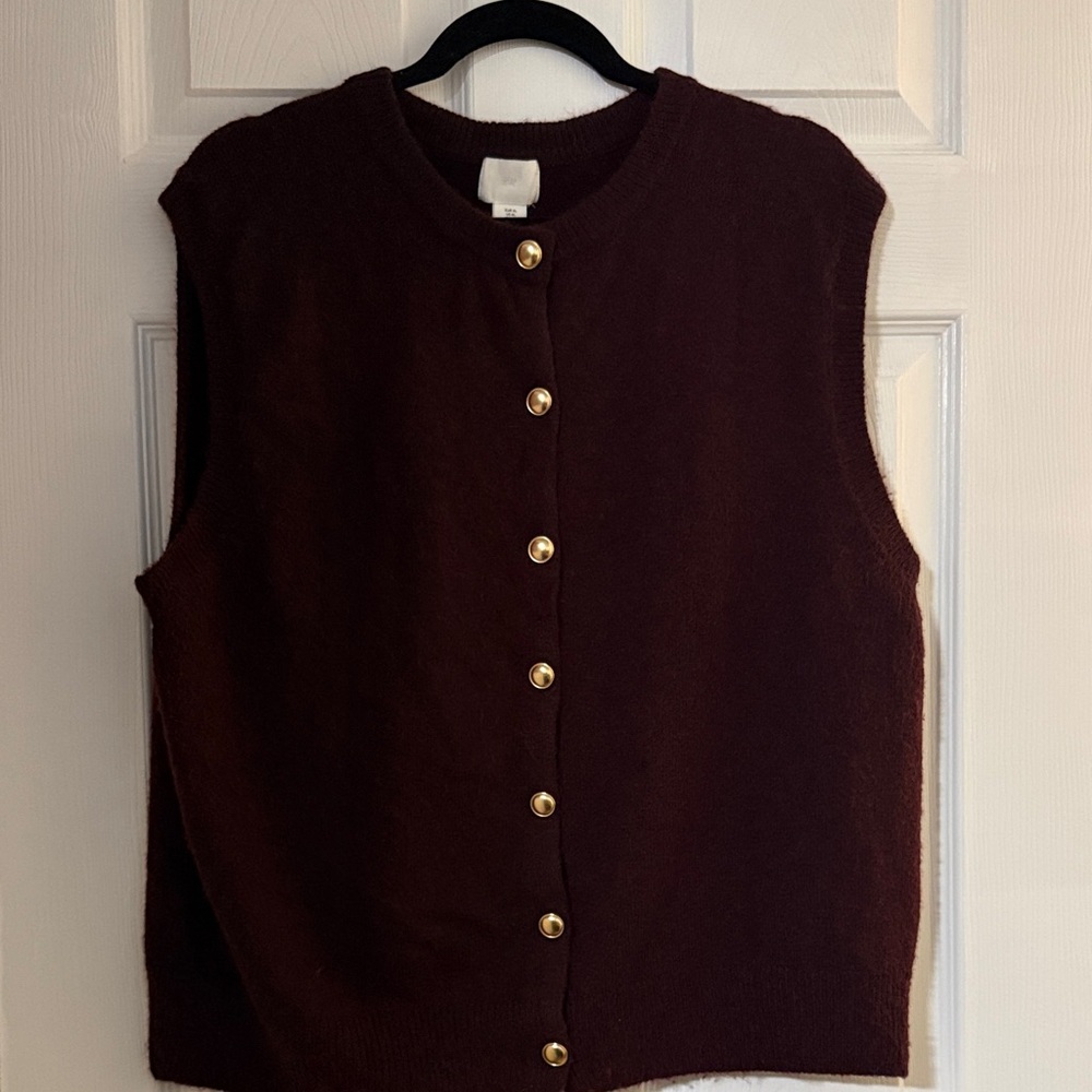 H&M Sleeveless Button-Down Shirt - Burgundy with Gold Buttons
